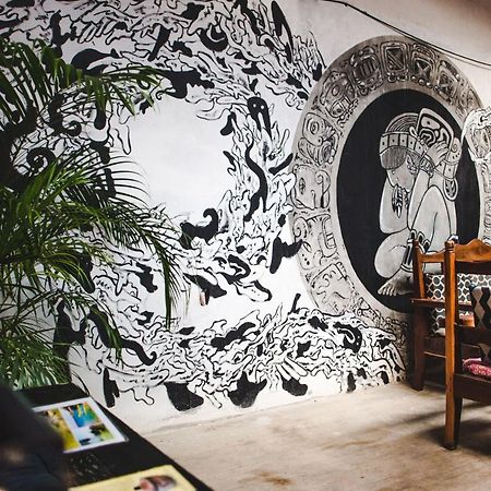 Yaxche Centro Hostal Y Camping バカラル エクステリア 写真