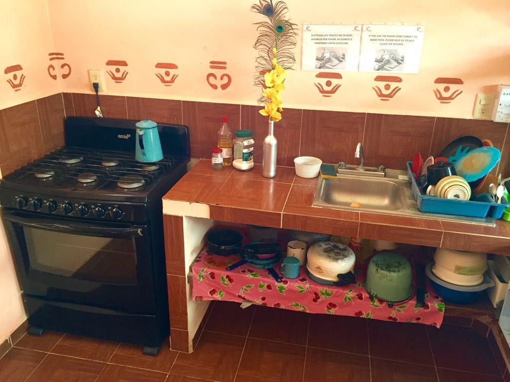 Yaxche Centro Hostal Y Camping バカラル エクステリア 写真