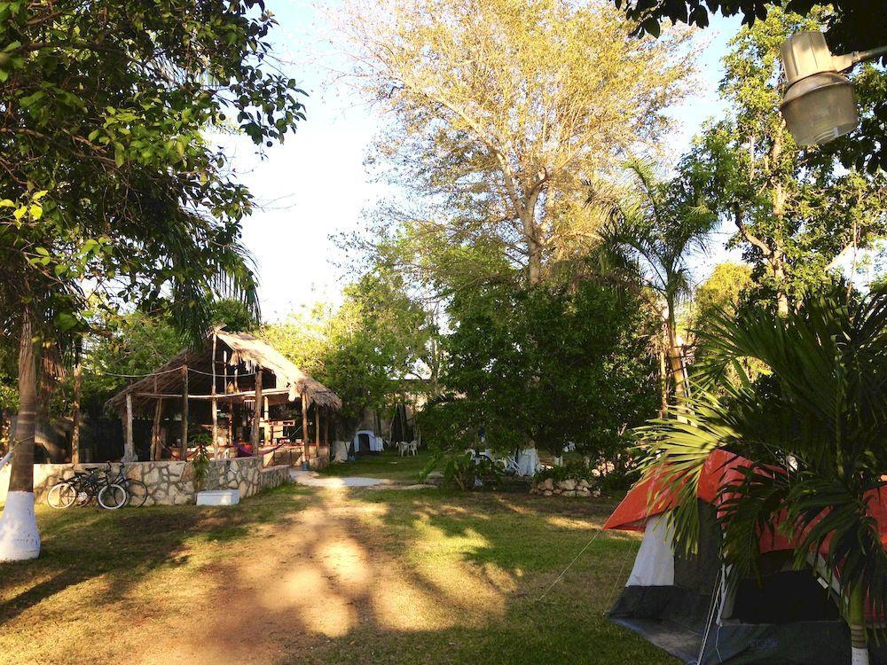 Yaxche Centro Hostal Y Camping バカラル エクステリア 写真